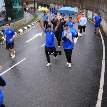 Runner Photo 7942904