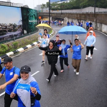 Runner Photo 7942917