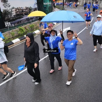 Runner Photo 7942933
