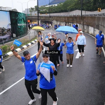 Runner Photo 7942934