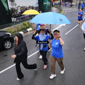 Runner Photo 7942941