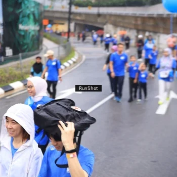 Runner Photo 7942953