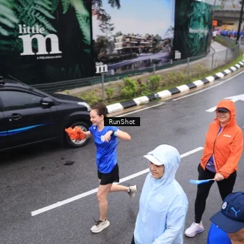 Runner Photo 7942956