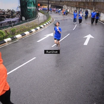 Runner Photo 7942958