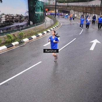 Runner Photo 7942961