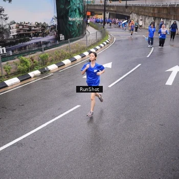 Runner Photo 7942965