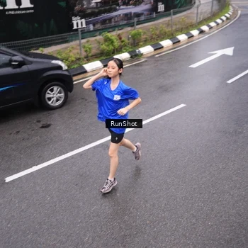 Runner Photo 7942980