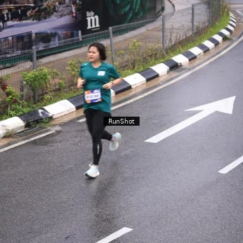 Runner Photo 7943025
