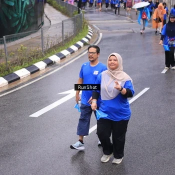 Runner Photo 7943046