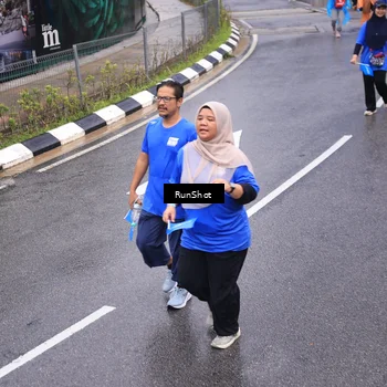 Runner Photo 7943068