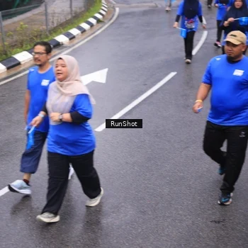 Runner Photo 7943073