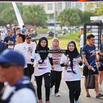 Runner Photo 7943074