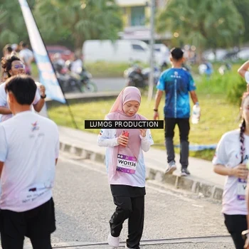 Runner Photo 7943094