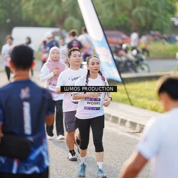 Runner Photo 7943103