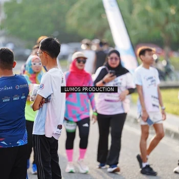 Runner Photo 7943107
