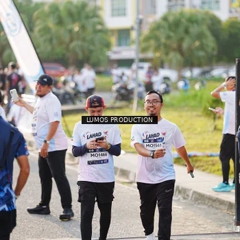 Runner Photo 7943126