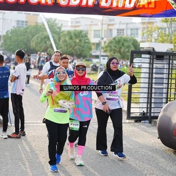 Runner Photo 7943131