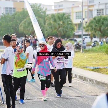 Runner Photo 7943153