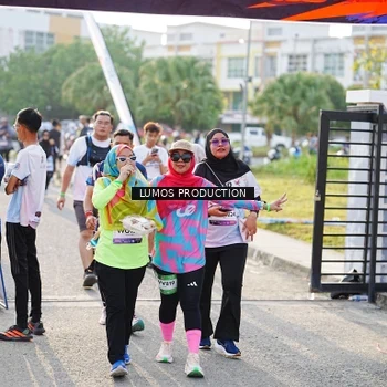 Runner Photo 7943187