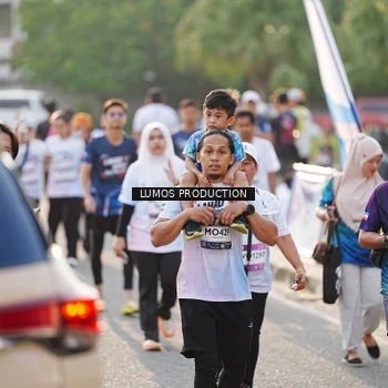 Runner Photo 7943222