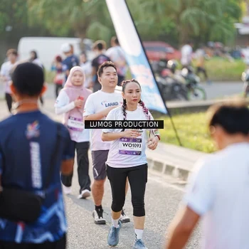 Runner Photo 7943236