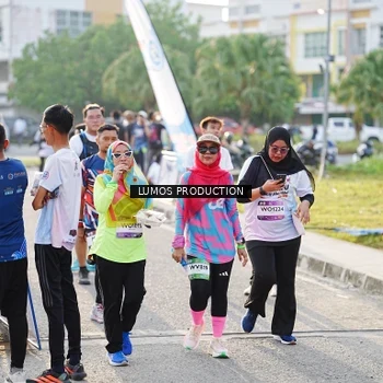 Runner Photo 7943249