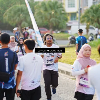 Runner Photo 7943263