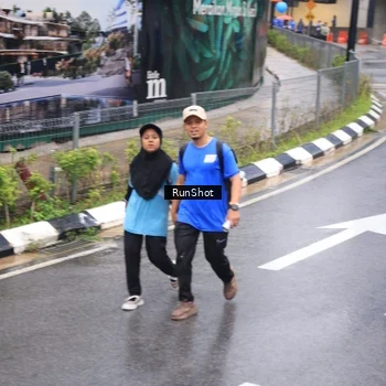 Runner Photo 7943266