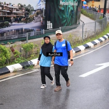Runner Photo 7943291