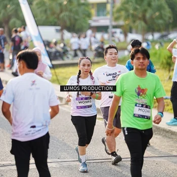 Runner Photo 7943340