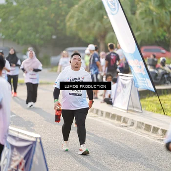Runner Photo 7943341