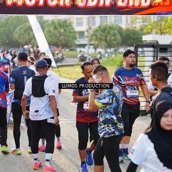 Runner Photo 7943344