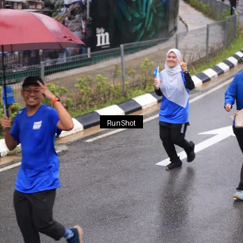 Runner Photo 7943432