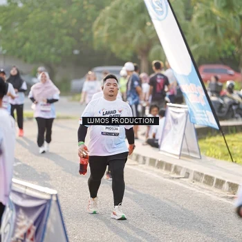 Runner Photo 7943433