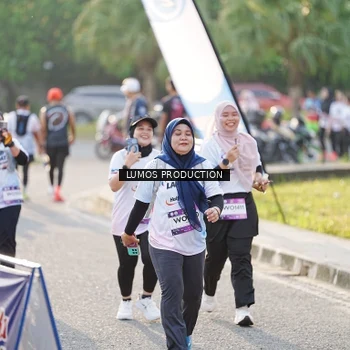 Runner Photo 7943443