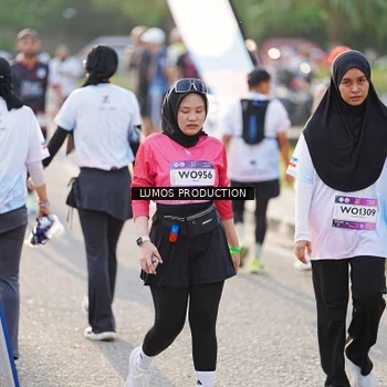 Runner Photo 7943458