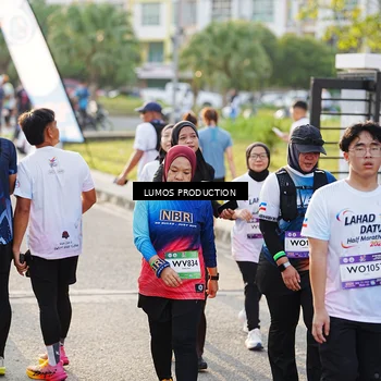 Runner Photo 7943475