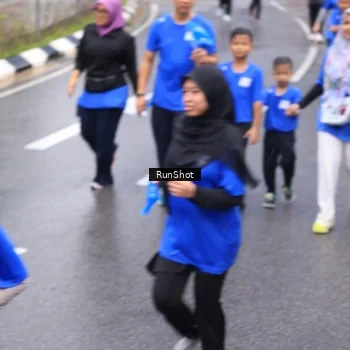 Runner Photo 7943478