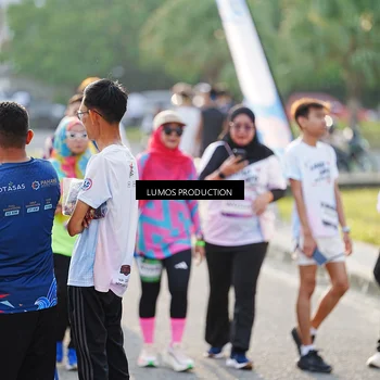 Runner Photo 7943492