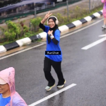 Runner Photo 7943503