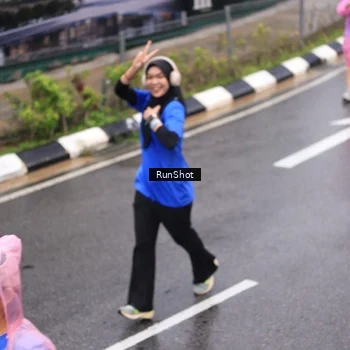 Runner Photo 7943504