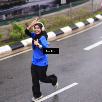 Runner Photo 7943513