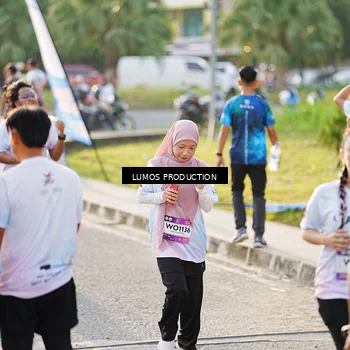 Runner Photo 7943526