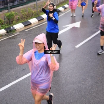 Runner Photo 7943531