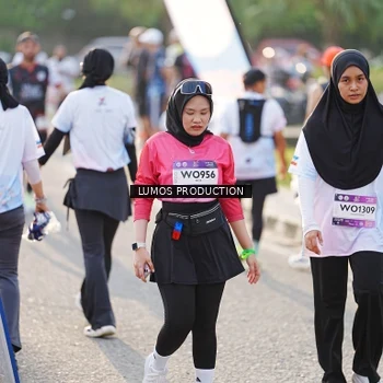 Runner Photo 7943536