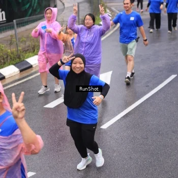 Runner Photo 7943541