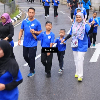 Runner Photo 7943548