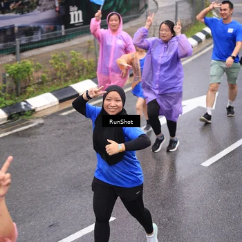 Runner Photo 7943554