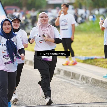 Runner Photo 7943568