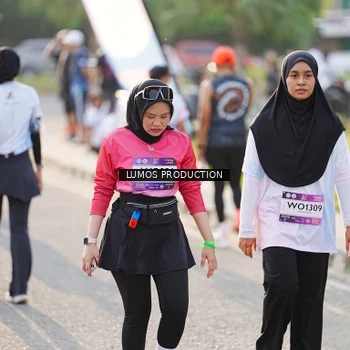 Runner Photo 7943571